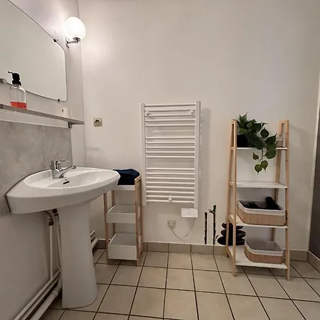 O Repos - - Parking - 1 Lit - 2 Pers Apartment